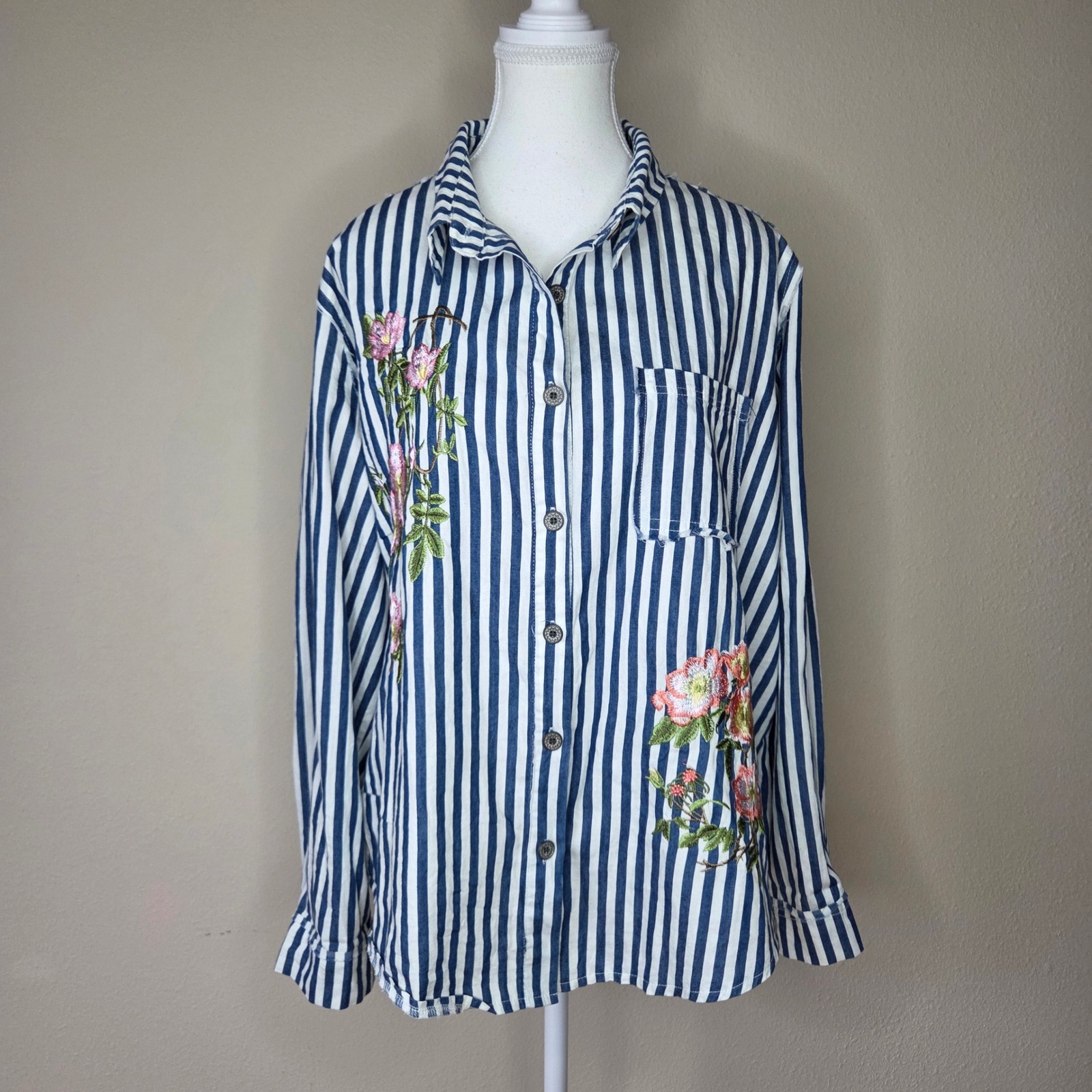 Pol Clothing Blue White Striped Floral Embroidered Button Down Shirt Cotton M